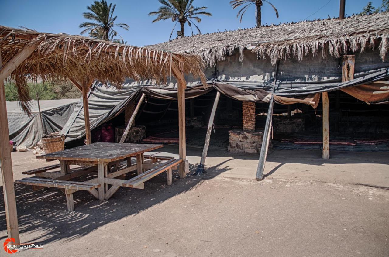 Kfar Hanokdim - Glamping & Camping Арад Экстерьер фото