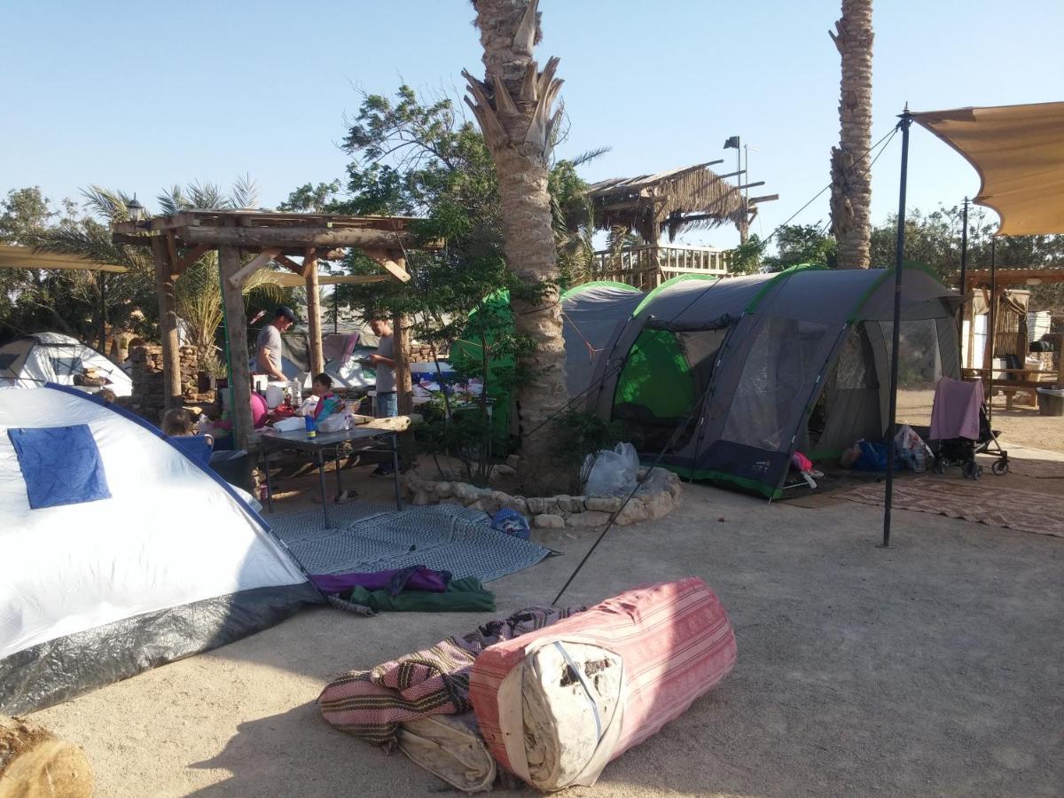 Kfar Hanokdim - Glamping & Camping Арад Экстерьер фото