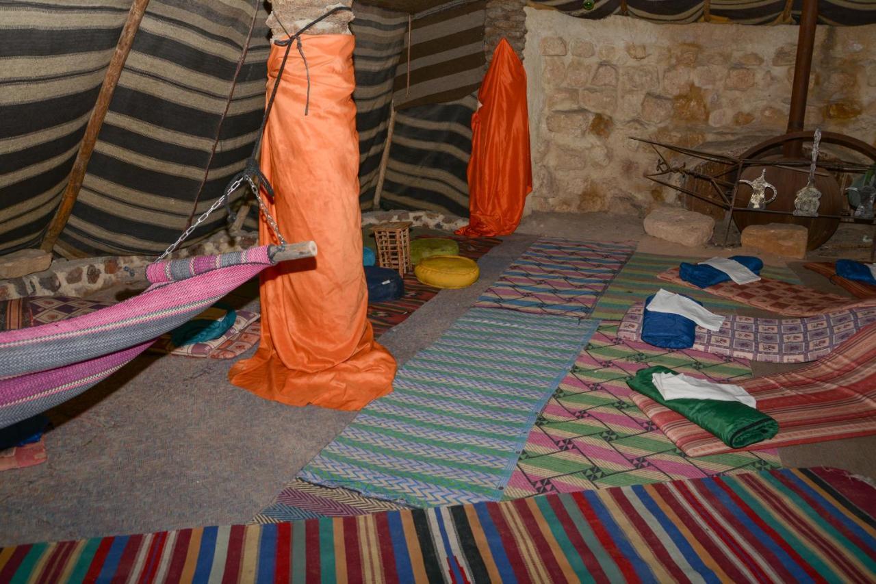 Kfar Hanokdim - Glamping & Camping Арад Экстерьер фото