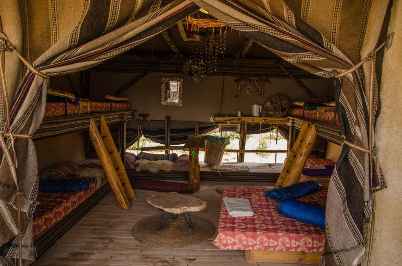 Kfar Hanokdim - Glamping & Camping Арад Экстерьер фото