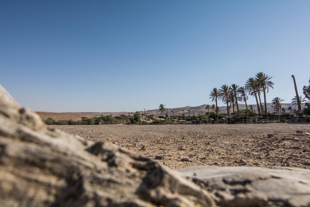 Kfar Hanokdim - Glamping & Camping Арад Экстерьер фото