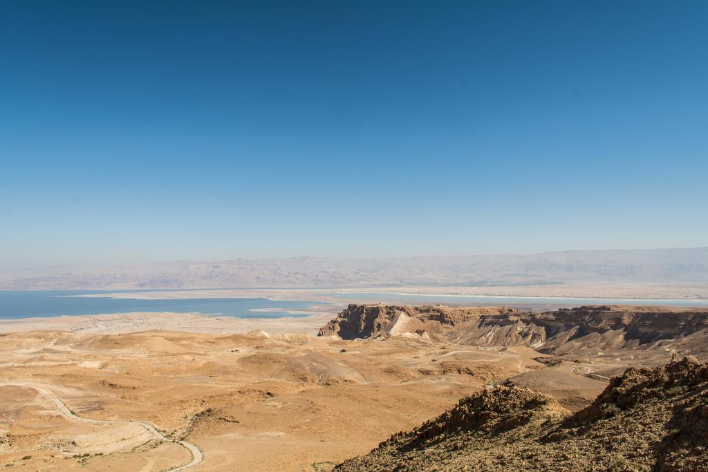 Kfar Hanokdim - Glamping & Camping Арад Экстерьер фото